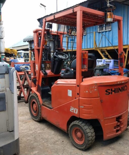 xe nâng điện