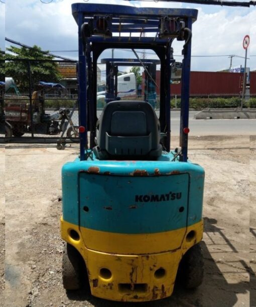 xe nâng điện