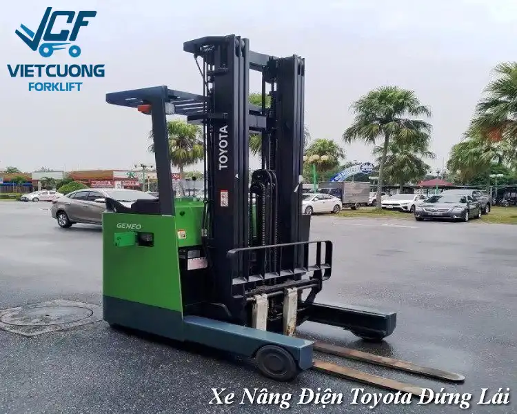 Xe nâng điện đứng lái Toyota