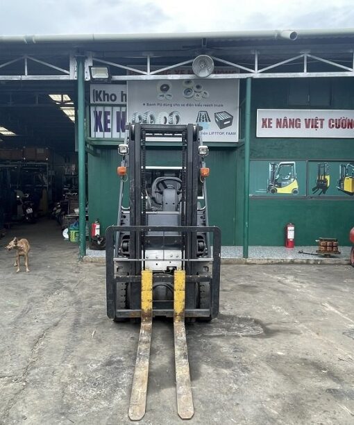 Xe nâng điện ngồi lái Nissan 1 tấn