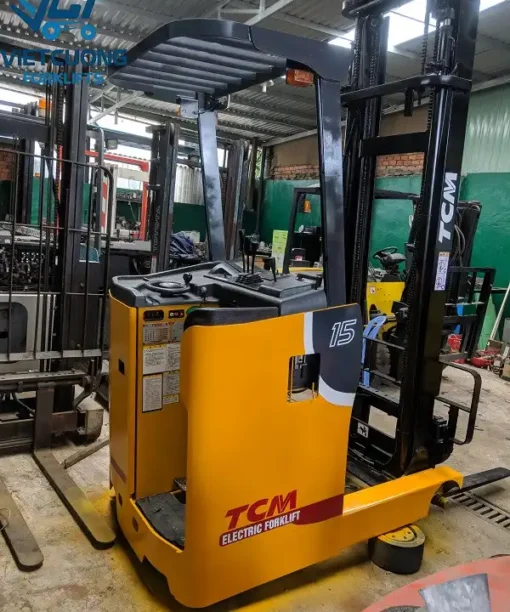 Xe nâng điện TCM