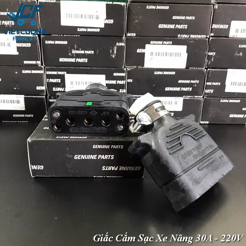 Giắc Cắm Sạc Xe Nâng Điện 3 Pha