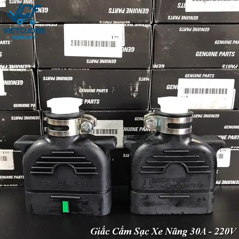 Giắc Cắm Sạc Xe Nâng Điện 3 Pha