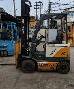 Xe nâng điện TCM