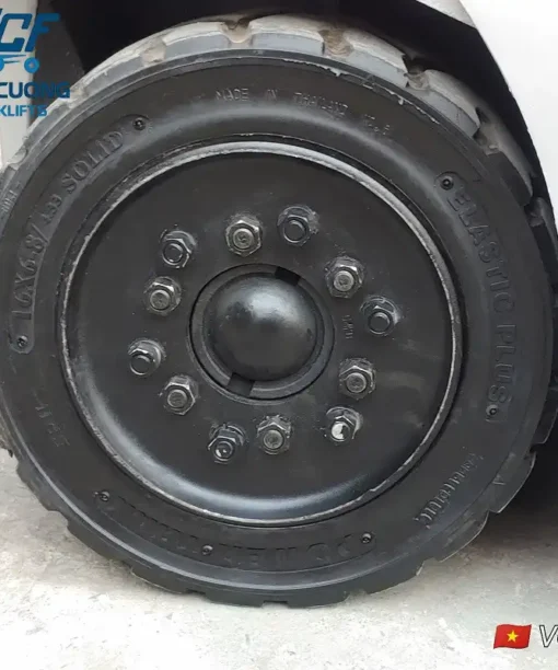 Xe nâng điện TCM