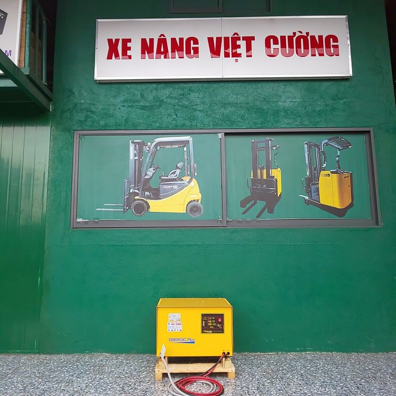 Máy sạc bình điện Energic