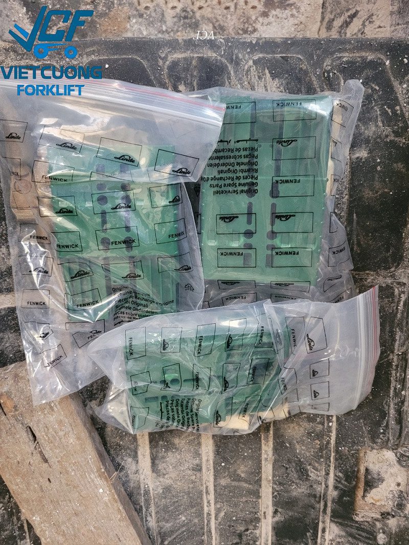 Thay giắc cắm 320A ở Thạnh Bắc