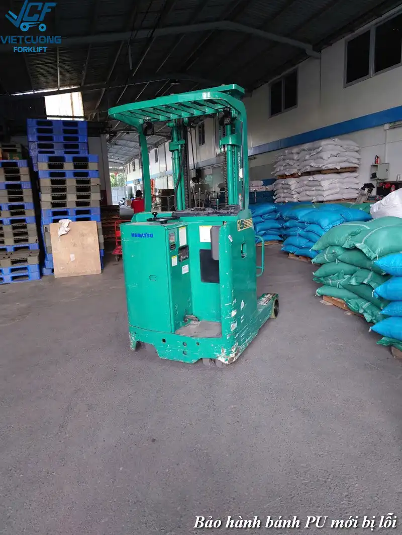 Bảo hành xe nâng PU bị bễ vỡ