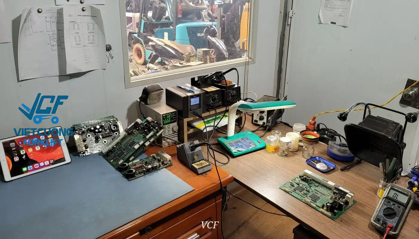 Banner sửa chữa xe nâng điện