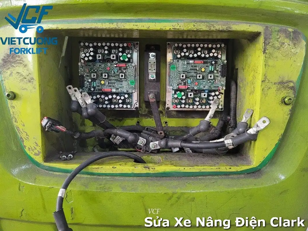 Sửa Xe Nâng Điện Clark
