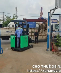 cho thuê xe nâng Toyota cao 4m7