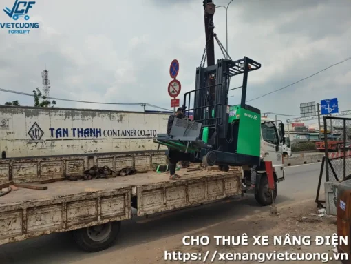 cho thuê xe nâng Toyota cao 4m7