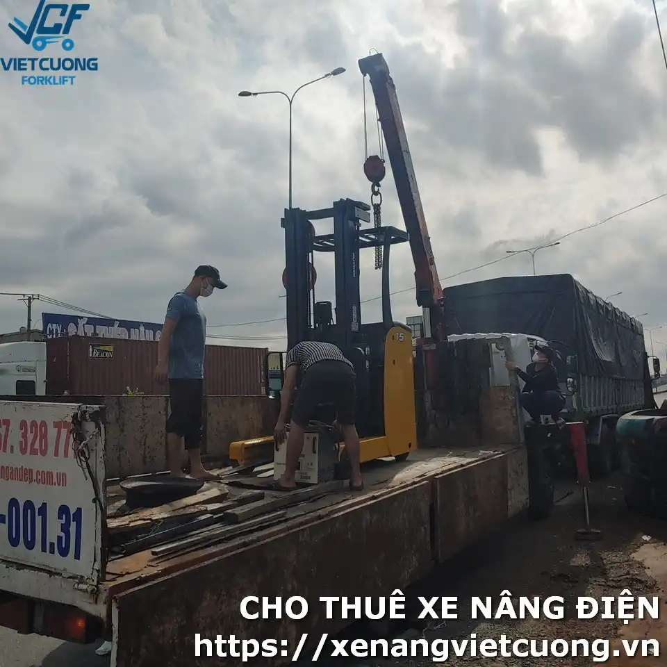 Cho Thuê Xe Komatsu FB15RL-14
