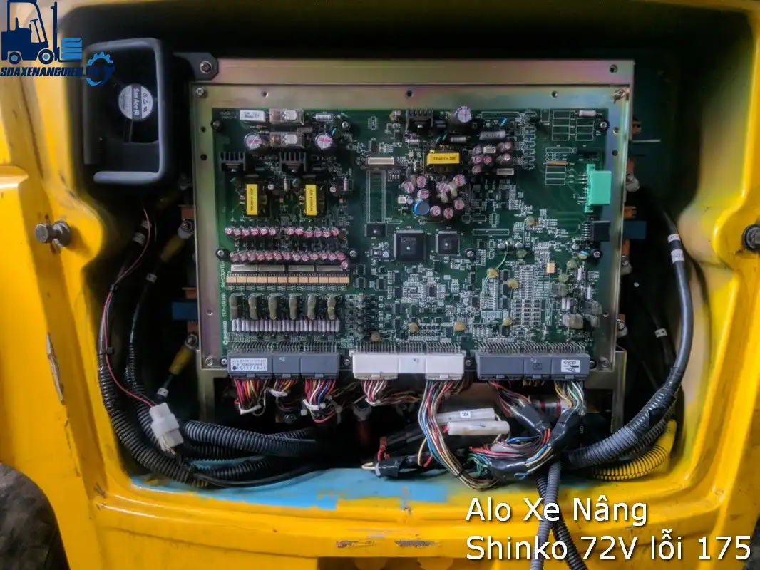 xe nâng điện Shinko lỗi 175
