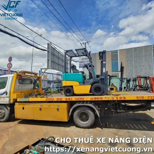 Cho Thuê Xe Nâng Komatsu FB15-11 cao 3M